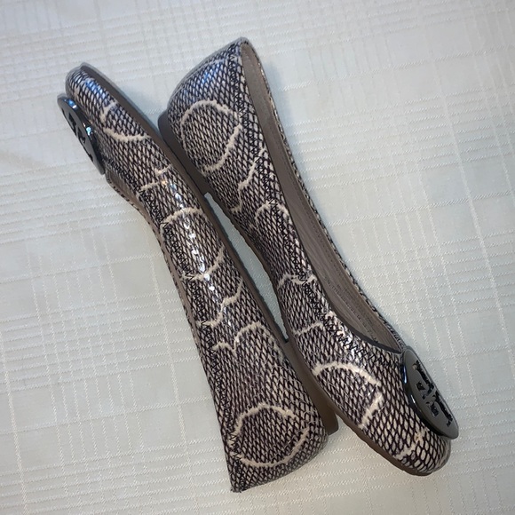 TORY BURCH Ballet Flat Snakeskin Print BrownBeige - Picture 8 of 12